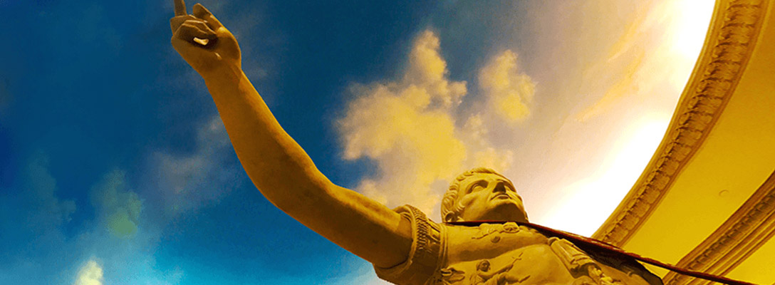 The statue of Julius Caesar at Caesar’s Palace Hotel in Las Vegas